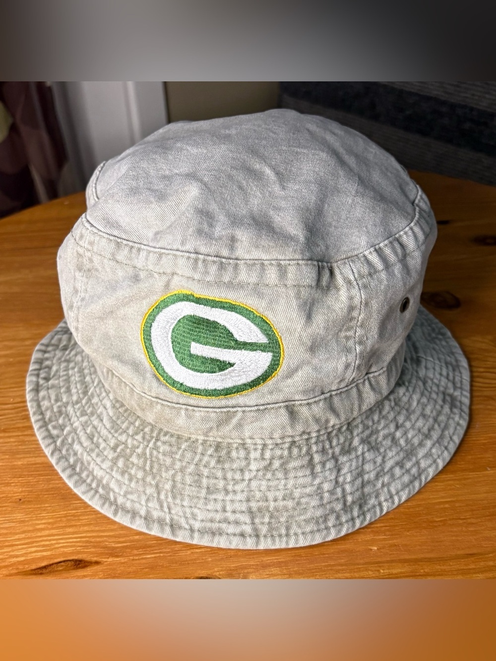Green Bay Packers Embroidered Logo Bucket Hat Beige Gray EUC